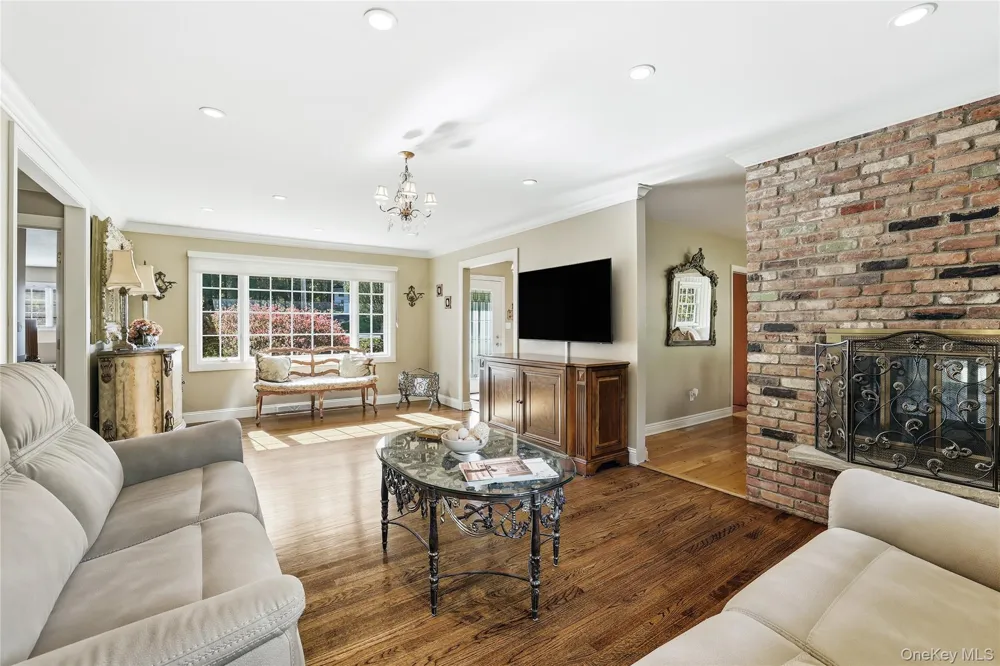 35 Mayer Drive Suffern, NY 10901