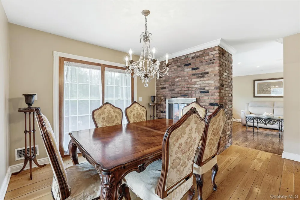 35 Mayer Drive Suffern, NY 10901