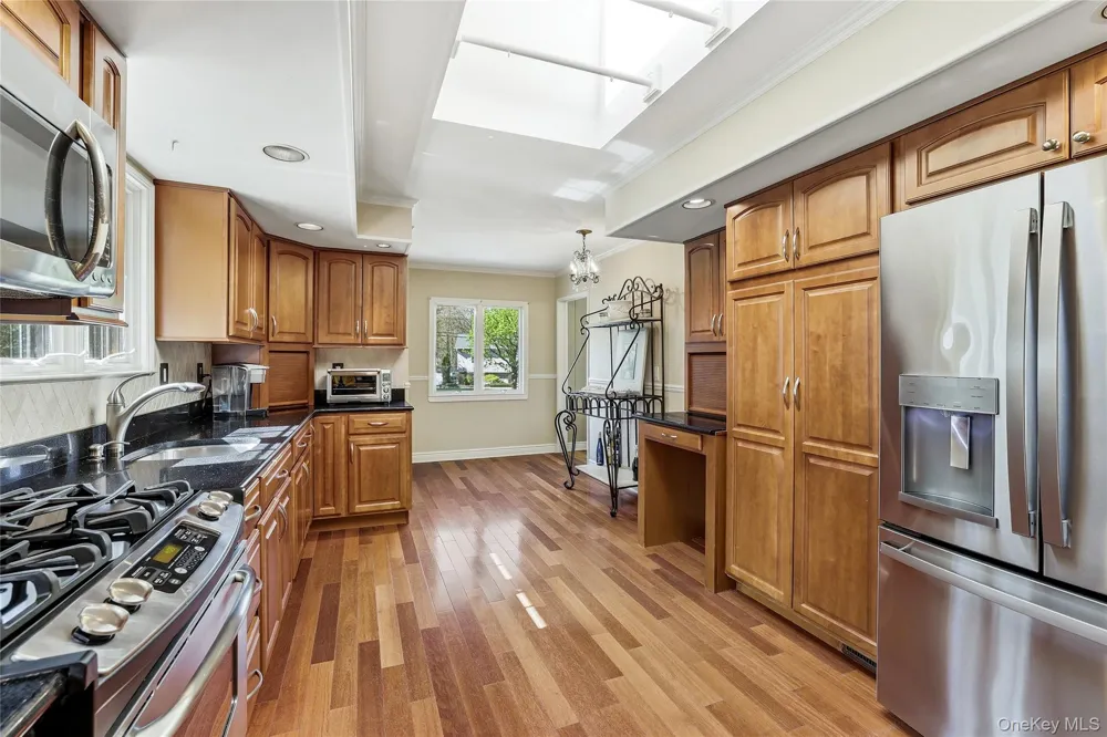 35 Mayer Drive Suffern, NY 10901