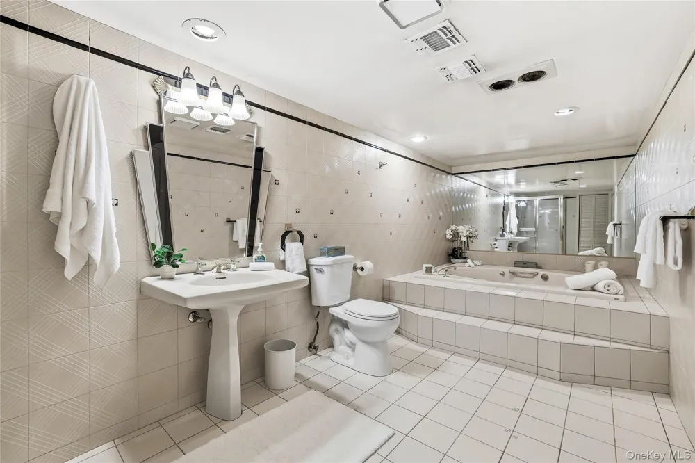 35 Mayer Drive Suffern, NY 10901
