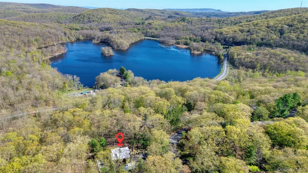 20 Fawn Hill Road Tuxedo Park, NY 10987