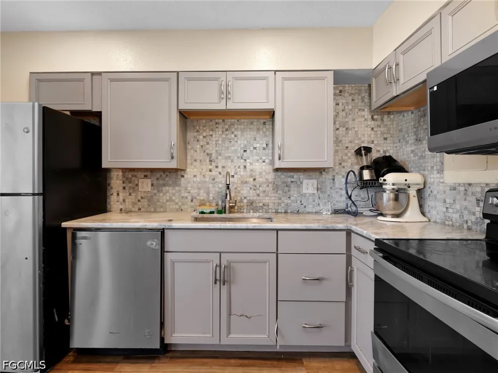 Colonial Boulevard #235 Fort Myers, FL 33907