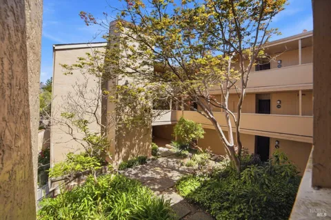 1370 Townview Avenue ##202