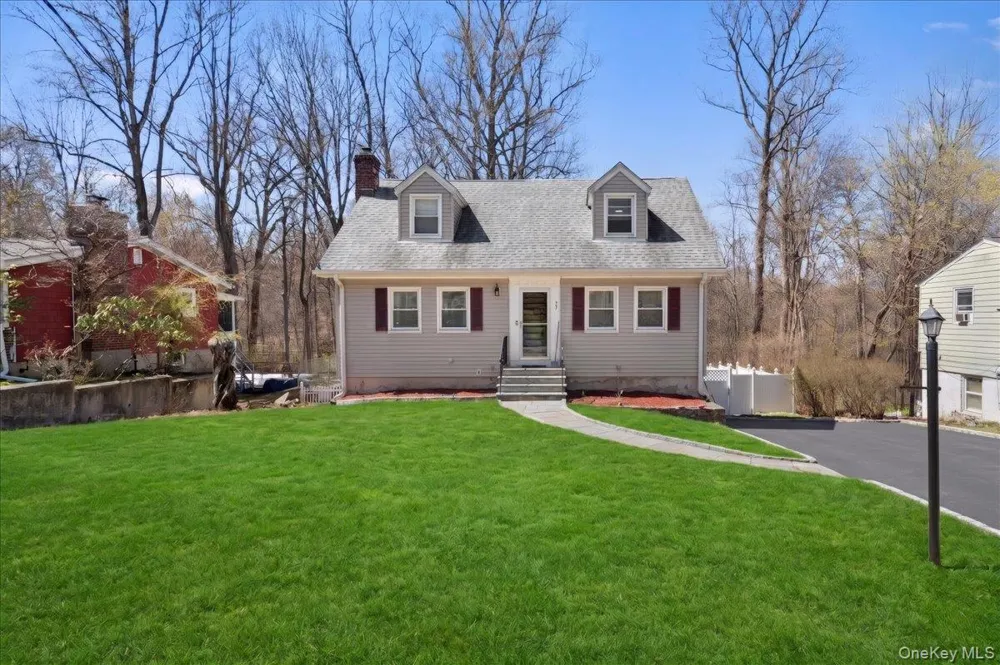 33 Greenwood Lane White Plains, NY 10607