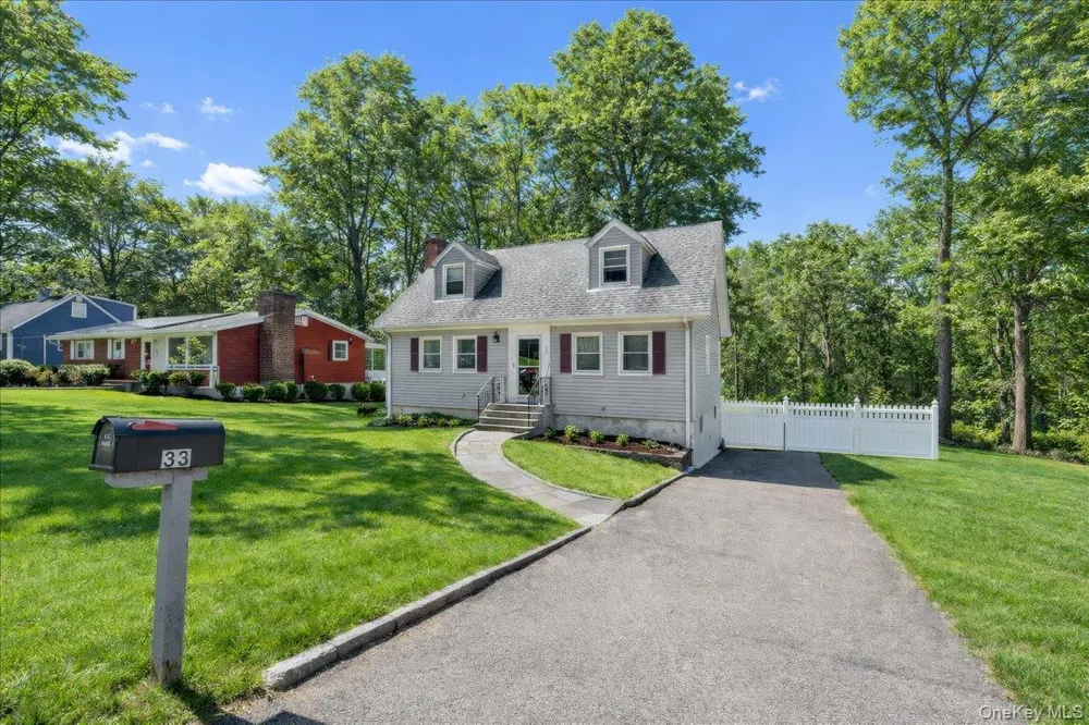 33 Greenwood Lane White Plains, NY 10607