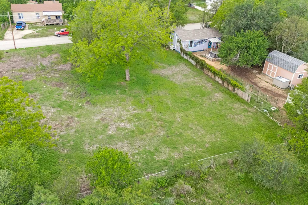 1110 Gravel Street San Marcos, TX 78666