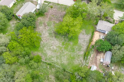 1110 Gravel Street