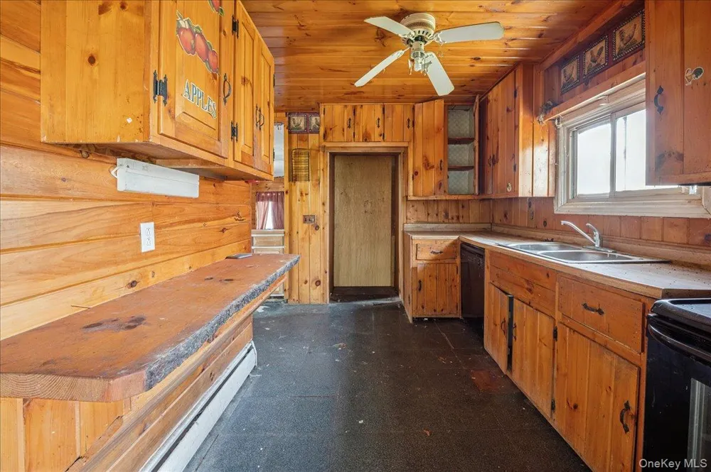 280 Route 217 Hudson, NY 12534