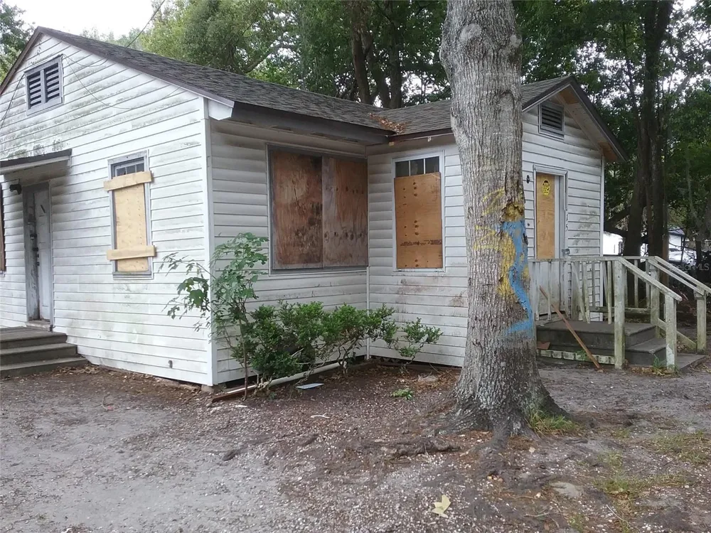 1815 NE 16TH WAY Gainesville, FL 32609