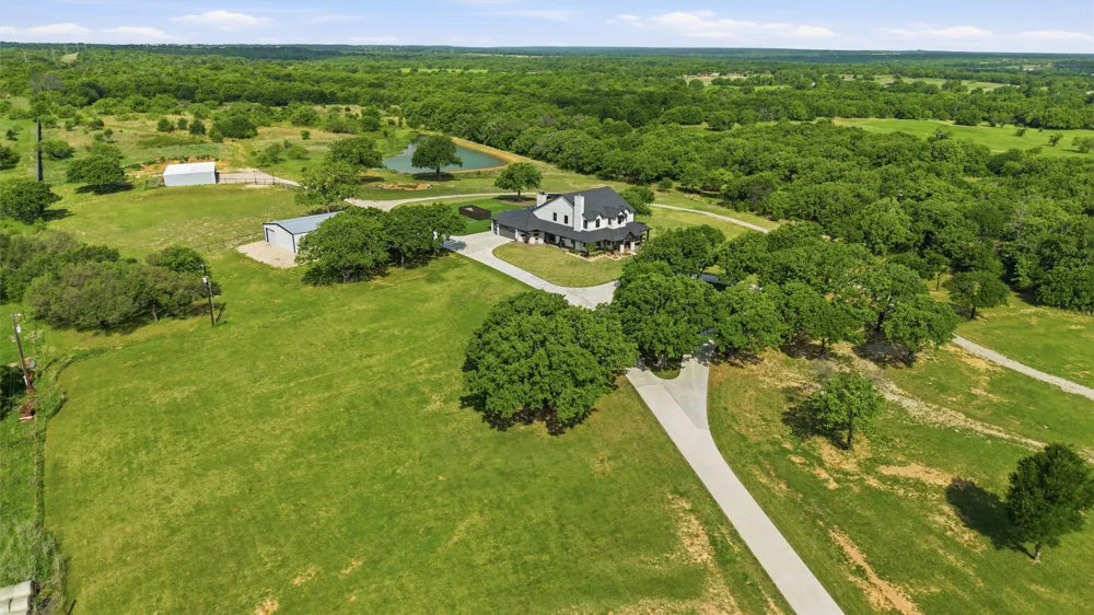 1899 Old Agnes Road Weatherford, TX 76088