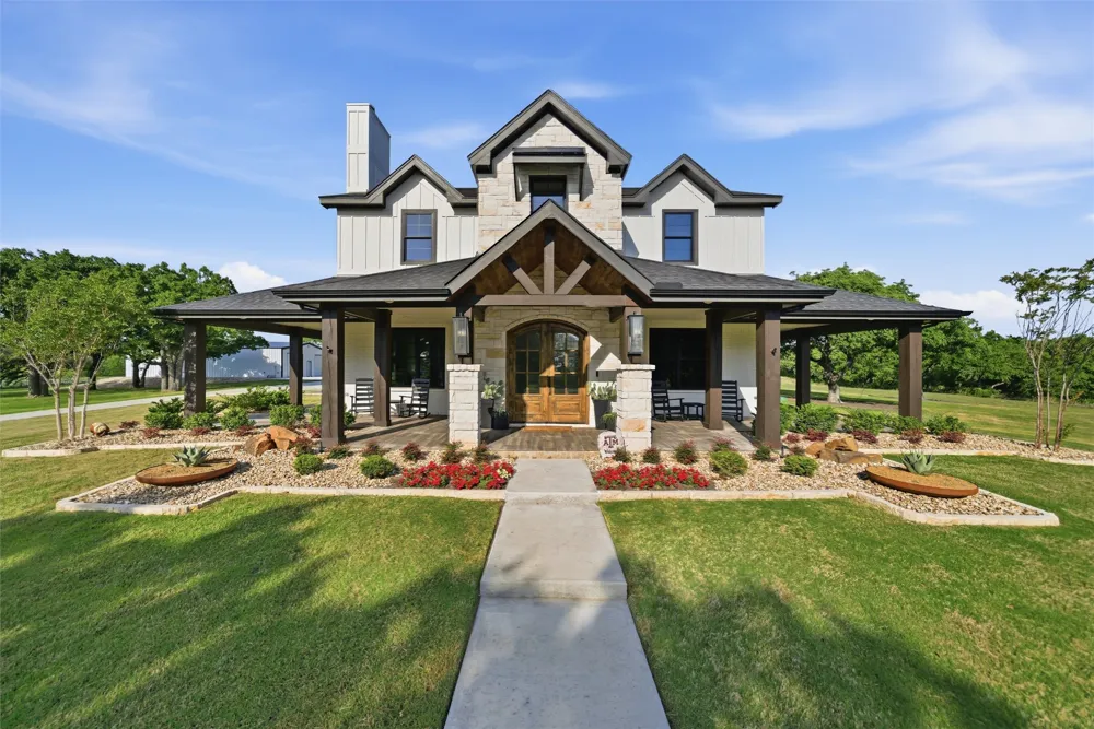 1899 Old Agnes Road Weatherford, TX 76088