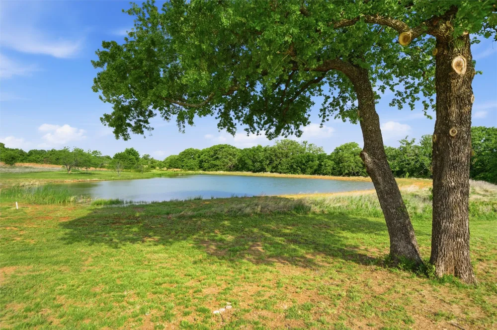 1899 Old Agnes Road Weatherford, TX 76088