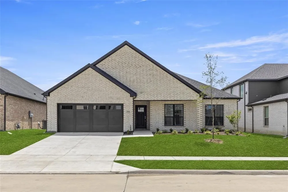 304 Community Drive Lavon, TX 75166