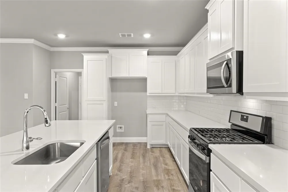 304 Community Drive Lavon, TX 75166