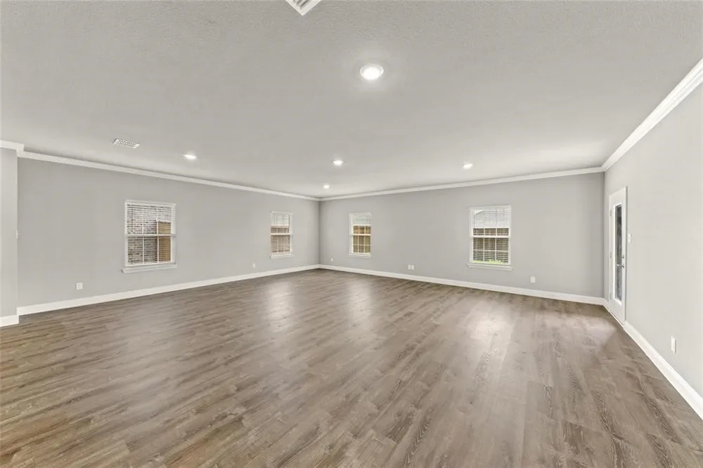 304 Community Drive Lavon, TX 75166