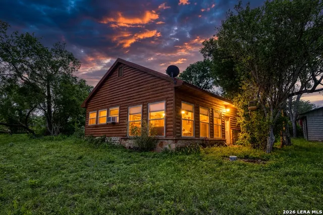 607 Fm 1050 Concan, TX 78838