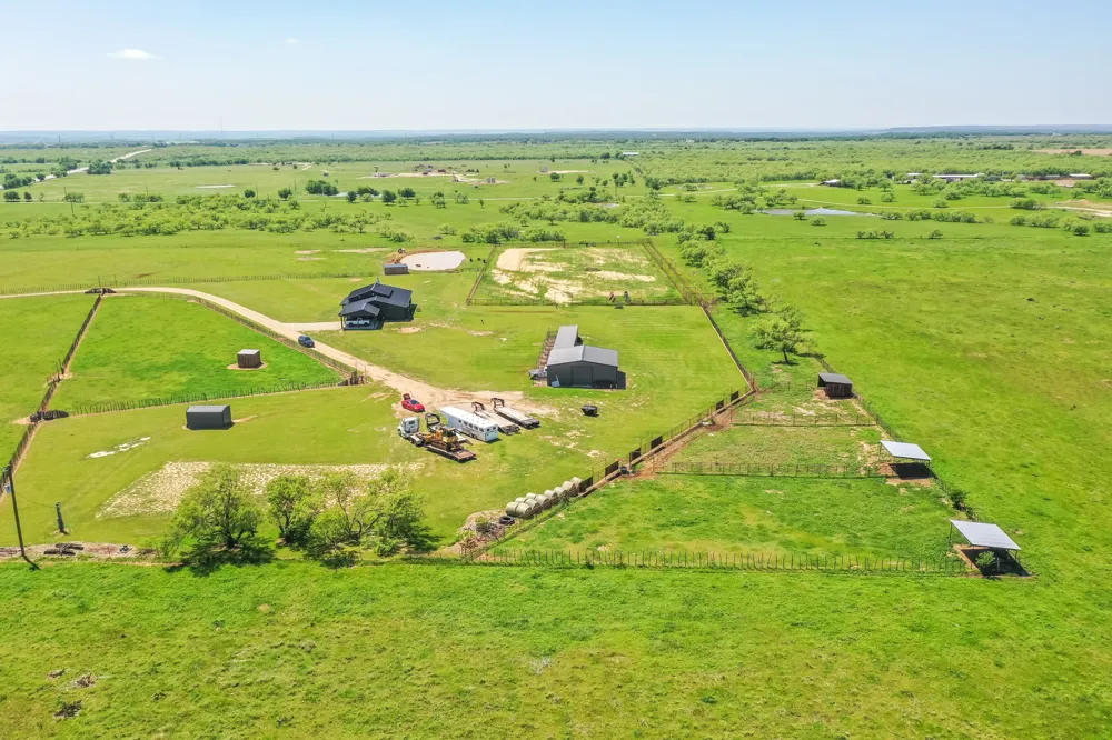 6384 US 281 HWY S Jacksboro, TX 76458