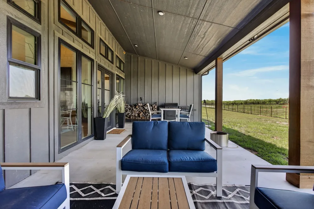 6384 US 281 HWY S Jacksboro, TX 76458