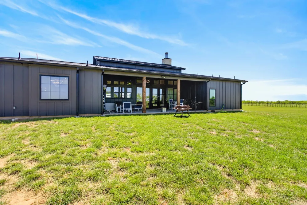 6384 US 281 HWY S Jacksboro, TX 76458