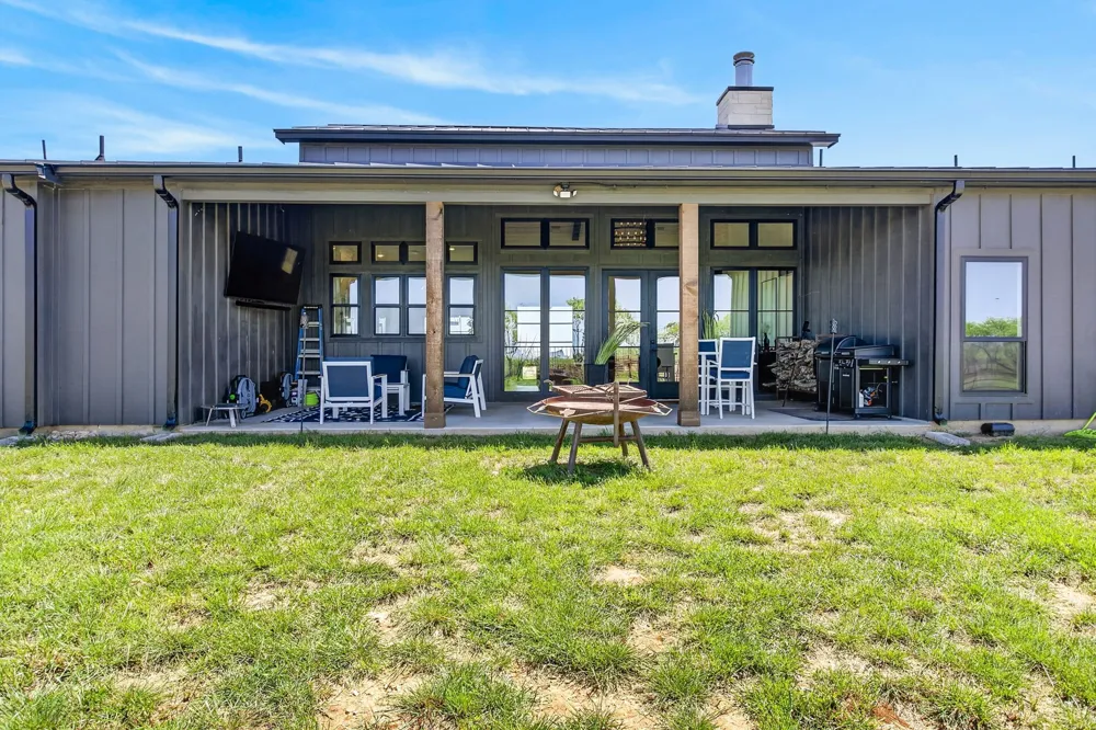 6384 US HWY 281 S Jacksboro, TX 76458