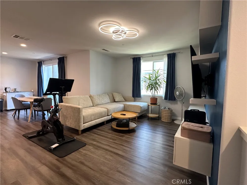 106 Eureka Place Upland, CA 91786