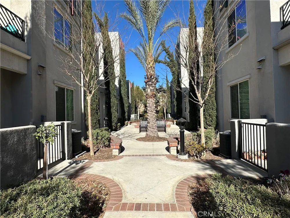 106 Eureka Place Upland, CA 91786