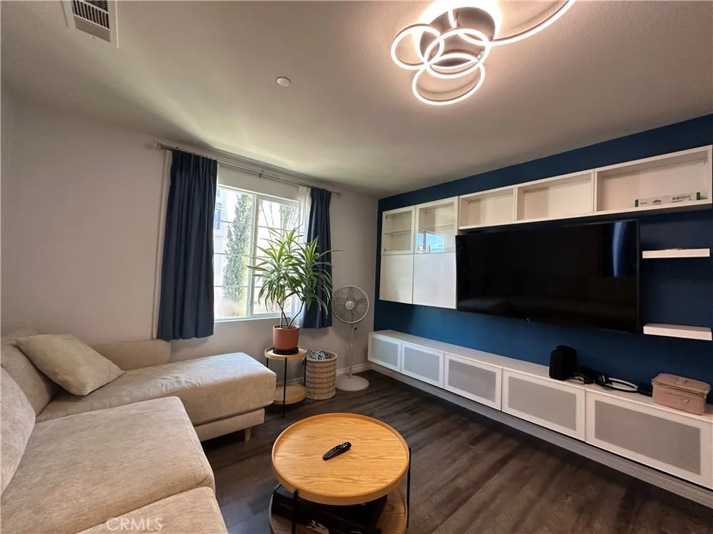 106 Eureka Place Upland, CA 91786