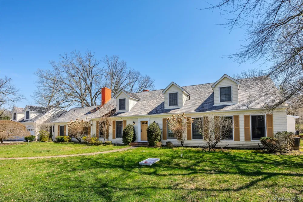 235 Centre Island Road Centre Island, NY 11771