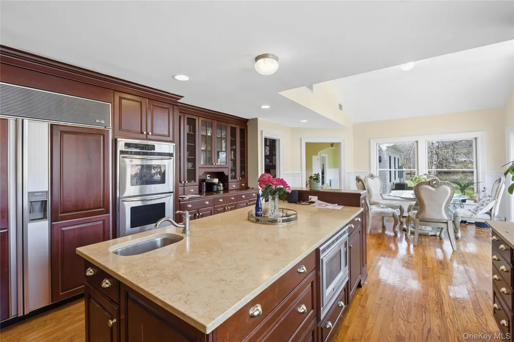 235 Centre Island Road Centre Island, NY 11771