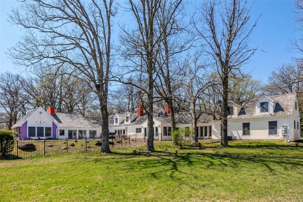 235 Centre Island Road Centre Island, NY 11771