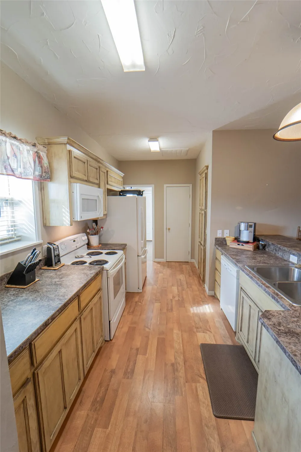 6574 County Road 322 Breckenridge, TX 76424