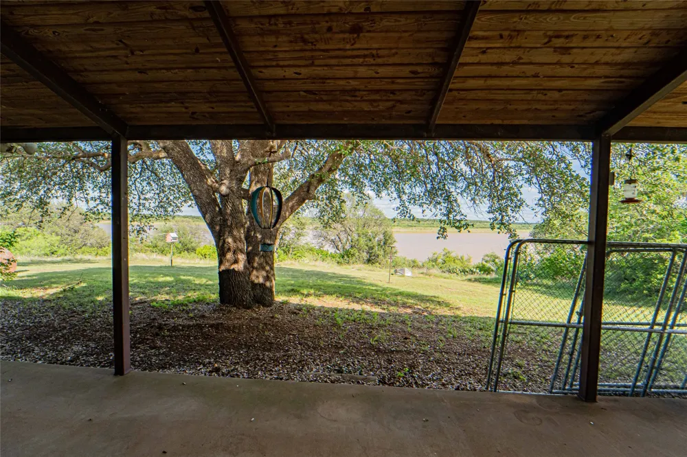 6574 County Road 322 Breckenridge, TX 76424