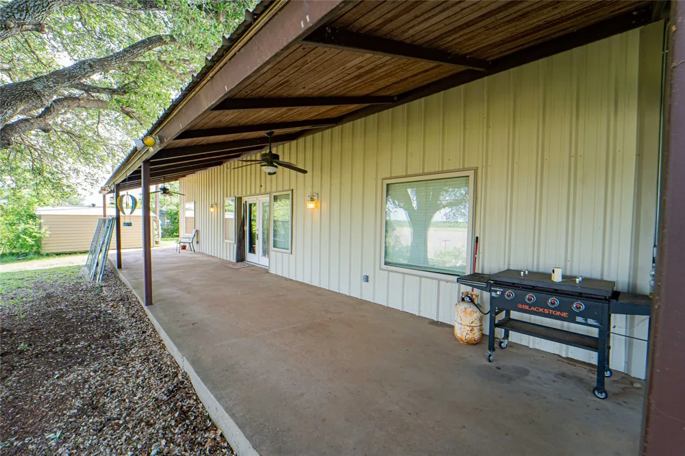 6574 County Road 322 Breckenridge, TX 76424