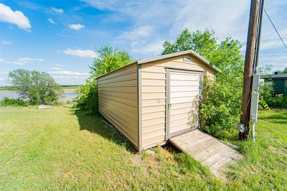 6574 County Road 322 Breckenridge, TX 76424