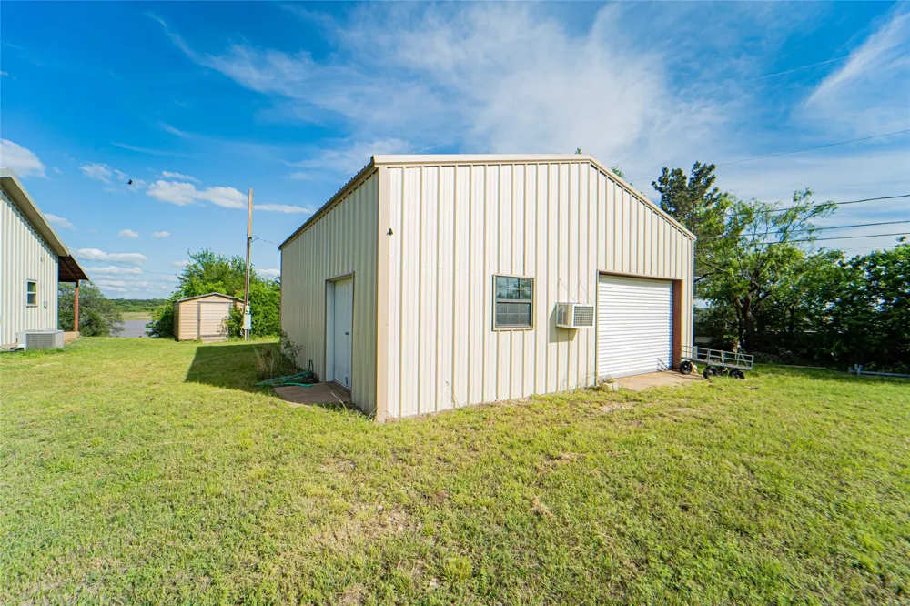 6574 County Road 322 Breckenridge, TX 76424