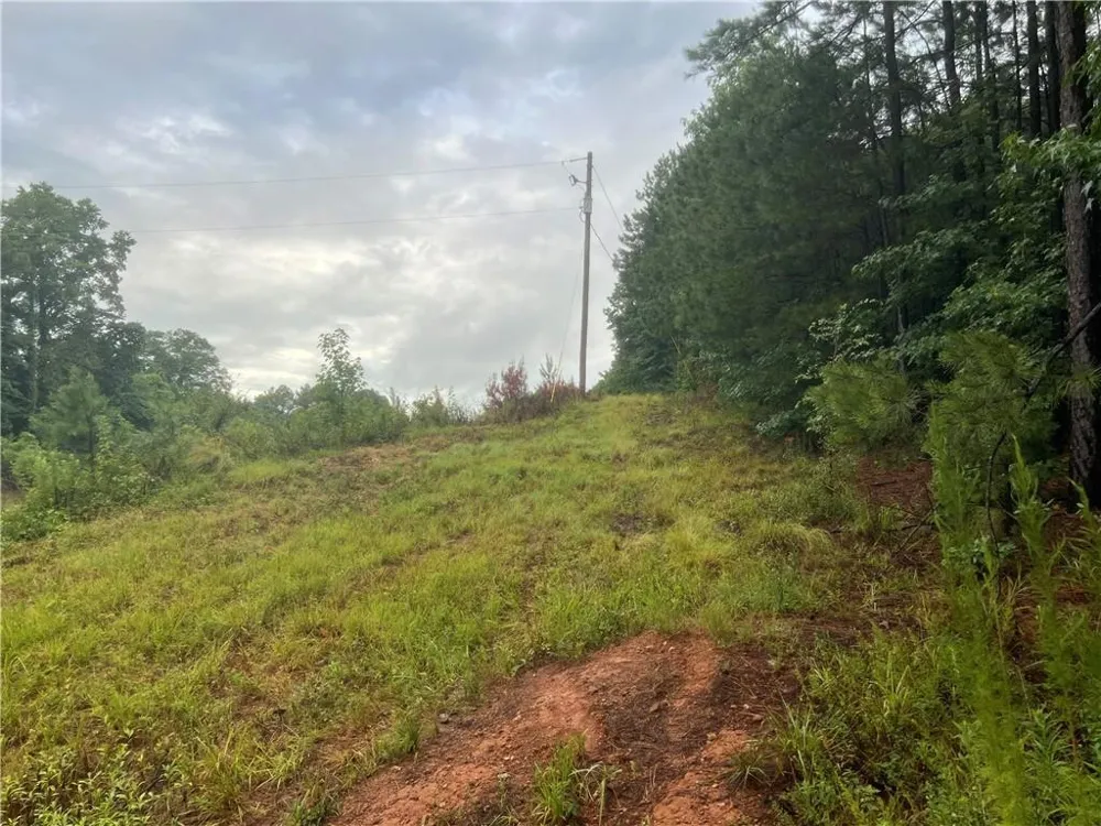 13 J R ROAD NE Cartersville, GA 30121