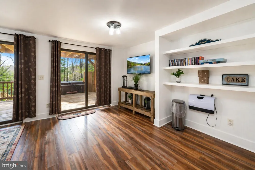 340 SOUTH SHORE ROAD Swanton, MD 21561