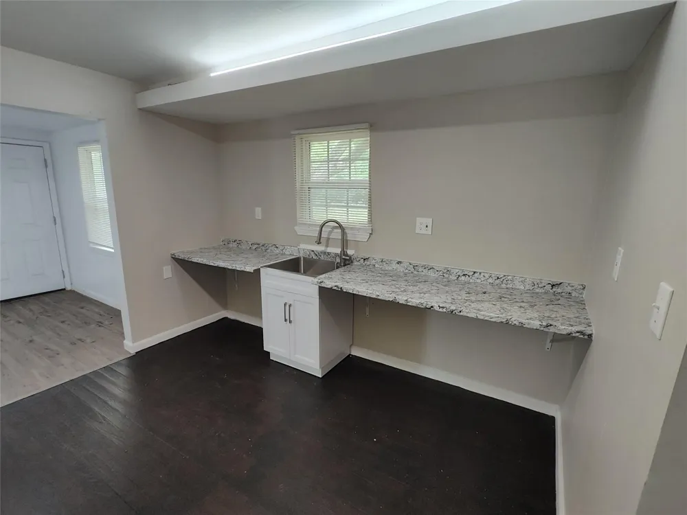 3707 12th Street Brookshire, TX 77423