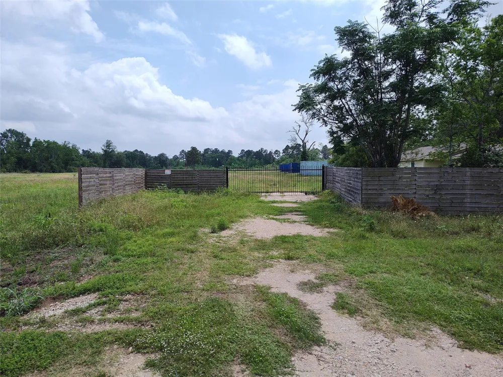 3707 12th Street Brookshire, TX 77423