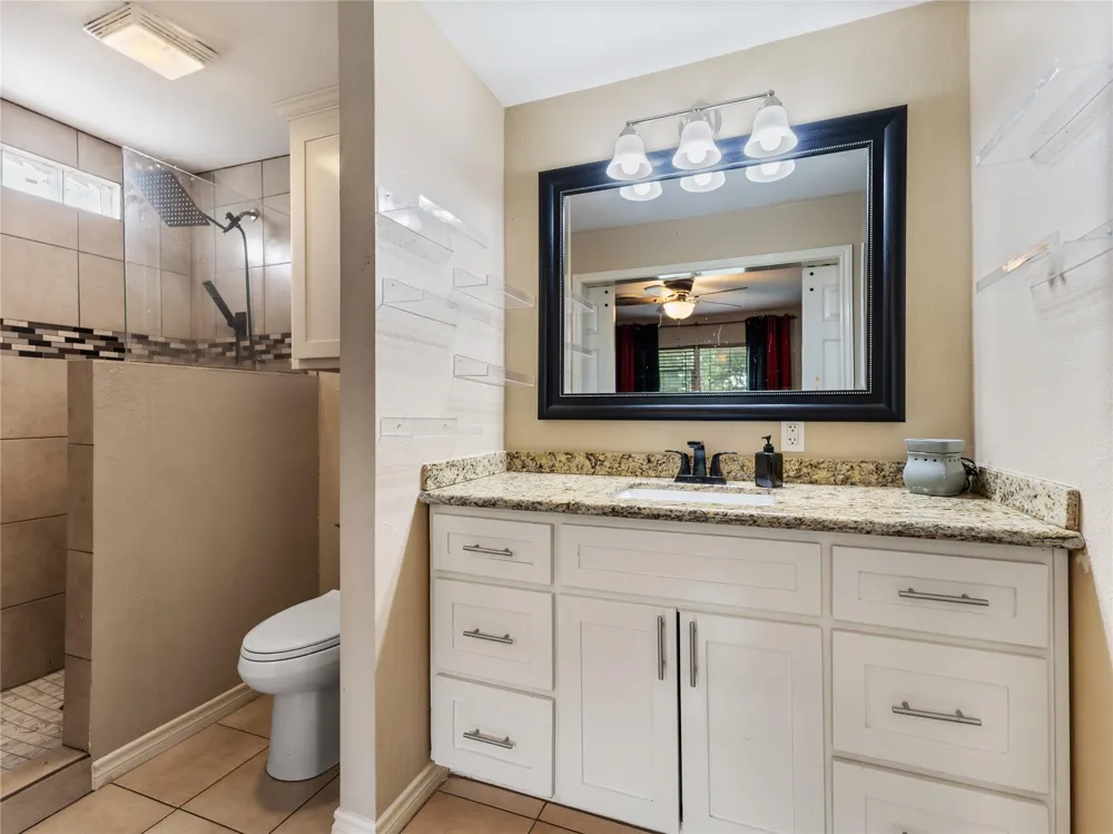 404 E Elizabeth Avenue Palacios, TX 77465