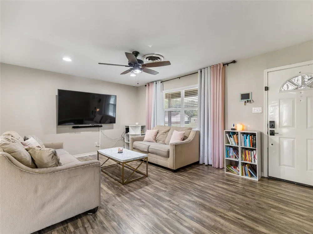 404 E Elizabeth Avenue Palacios, TX 77465