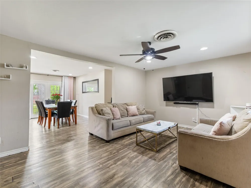 404 E Elizabeth Avenue Palacios, TX 77465