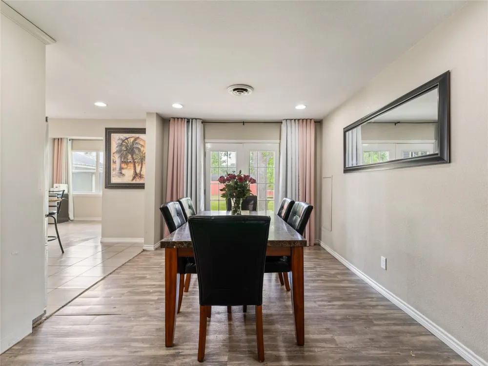 404 E Elizabeth Avenue Palacios, TX 77465