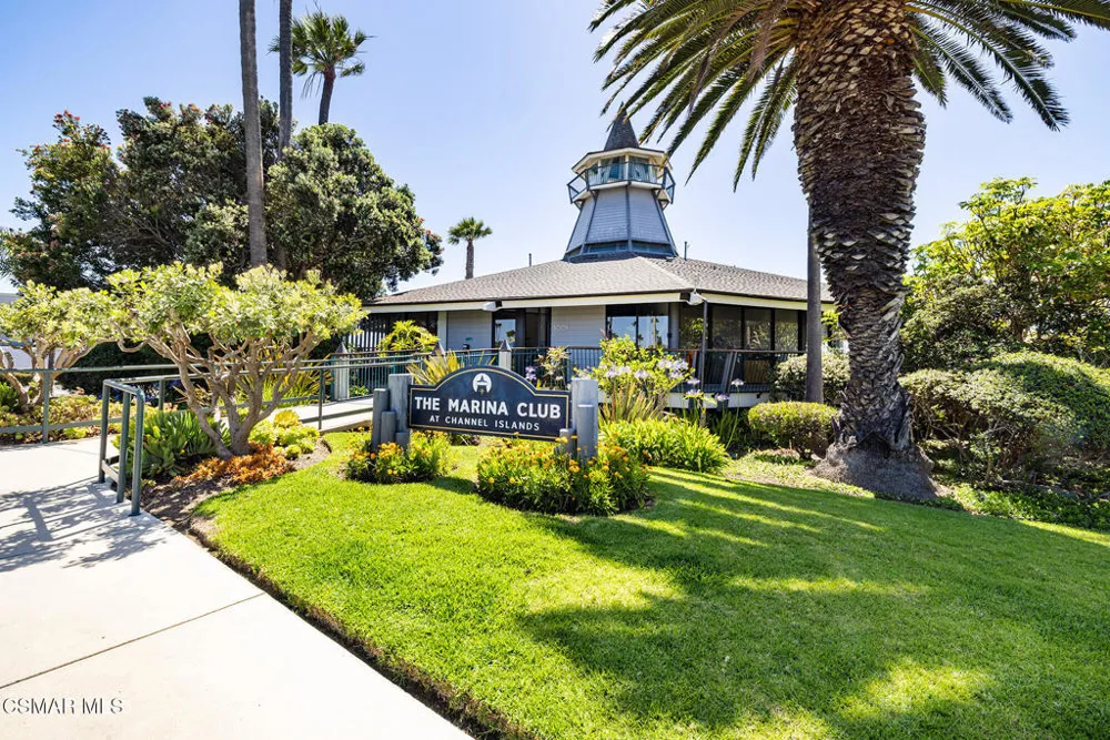 3101 Peninsula Road #101 Oxnard, CA 93035