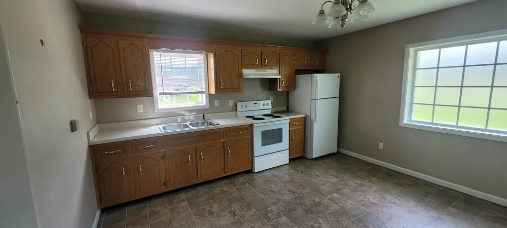 1102 Highway 79 Dover, TN 37058