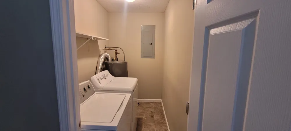1102 Highway 79 Dover, TN 37058