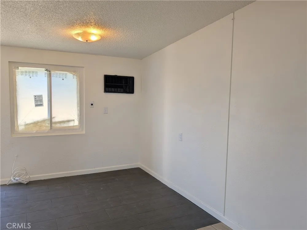 8711 Aspen California City, CA 93505