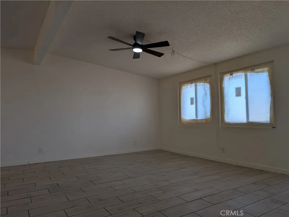 8711 Aspen California City, CA 93505
