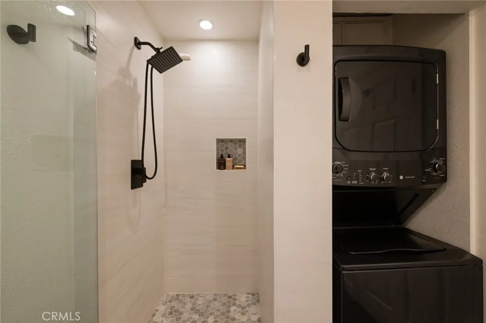8512 Tuscany #222 Playa del Rey, CA 90293