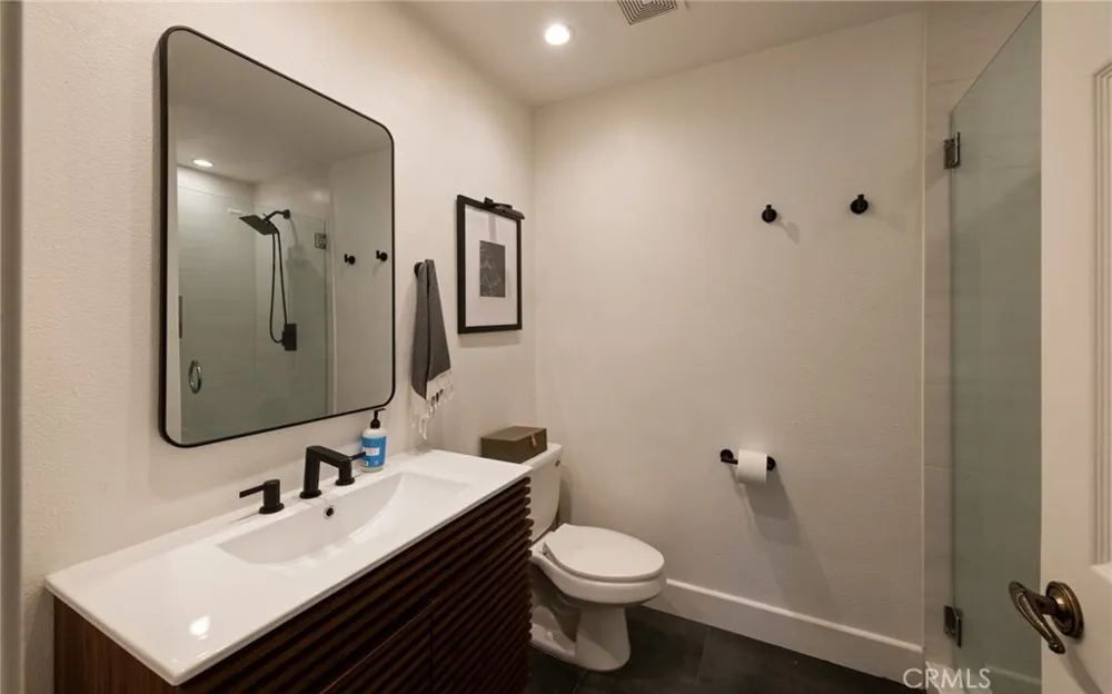 8512 Tuscany #222 Playa del Rey, CA 90293